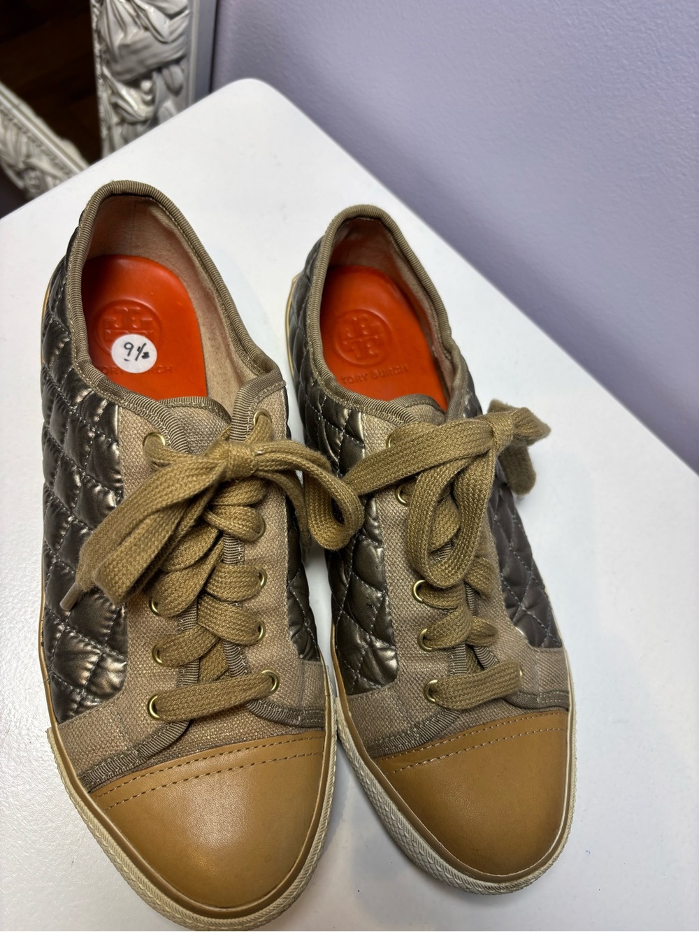 Tory Burch Quilted Metallic Taupe Tan Lace-Up Casual Designer Sneakers Size 9.5 - Picture 2 of 4